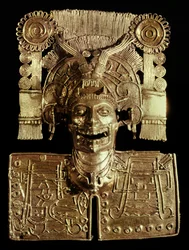 Pettorale raffigurante il dio della morte Mictlantecuhtli, dalla Tomba 7, Monte Albán, mixteco, ca. 1300-1450 (oro)